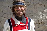 Re-Enactments: Simon Messner spielt seinen Vater Reinhold Messner  ©Fotos: ServusTV / RIVA Filmproduktion / Lars Jacobsen